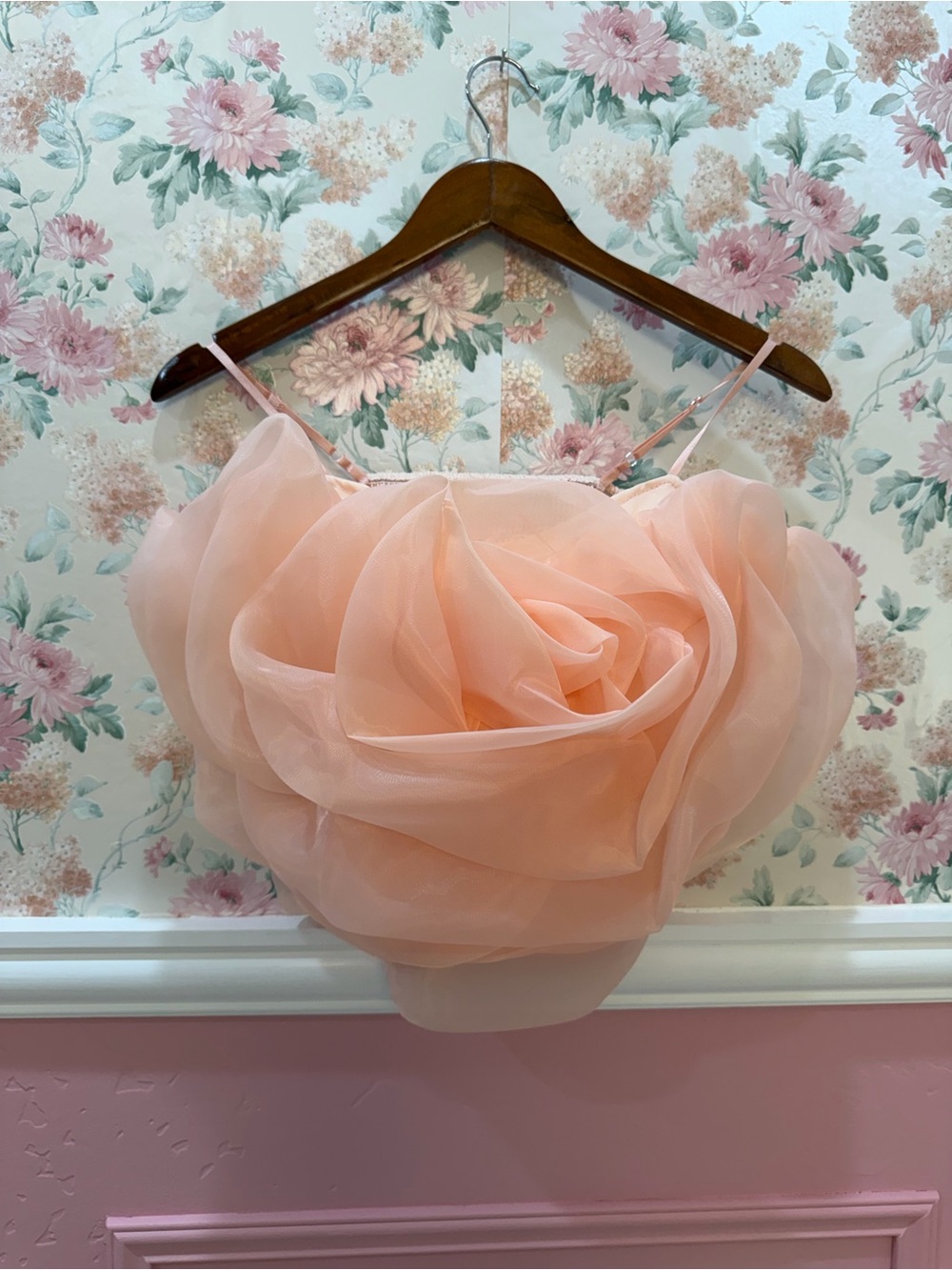 PINK Victoria's Secret Peach Floral Rose Appliqué Chiffon Crop Top